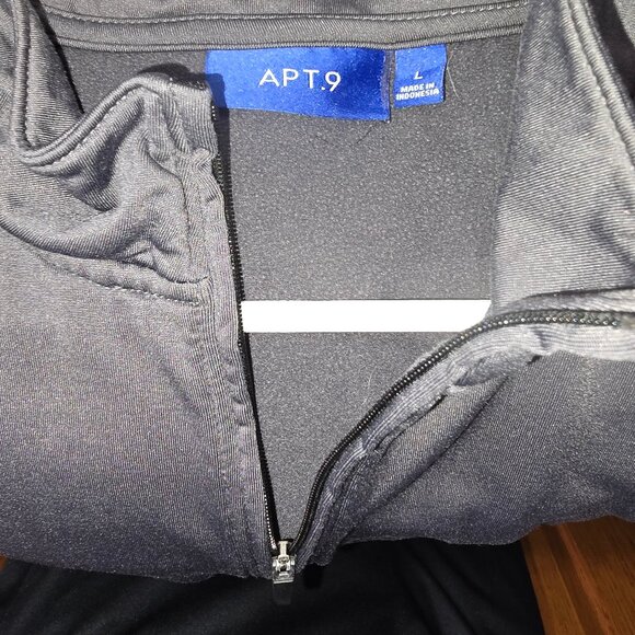 Apt. 9 1/4 zip Athletic Shirt - Picture 2 of 3
